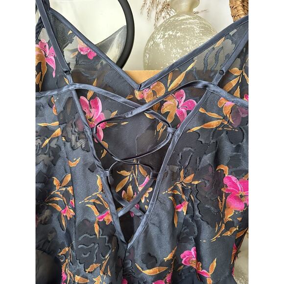 Vintage Victoria’s Secret Gold Label Medium high leg ruffle bodysuit lot bundle - Picture 6 of 15